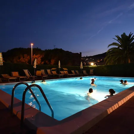 Orchidea アパートホテル 4*