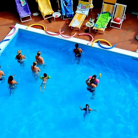 Orchidea Aparthotel 3*