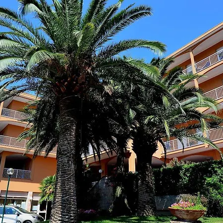 Aparthotel Orchidea Pietra Ligure