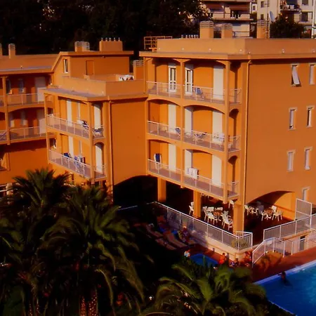 Aparthotel Orchidea 4*