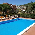 Orchidea Apartahotel 4*