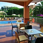 Apartahotel Orchidea