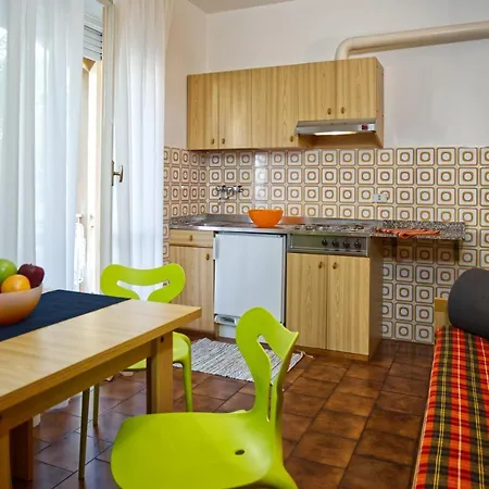 Orchidea Aparthotel 3*